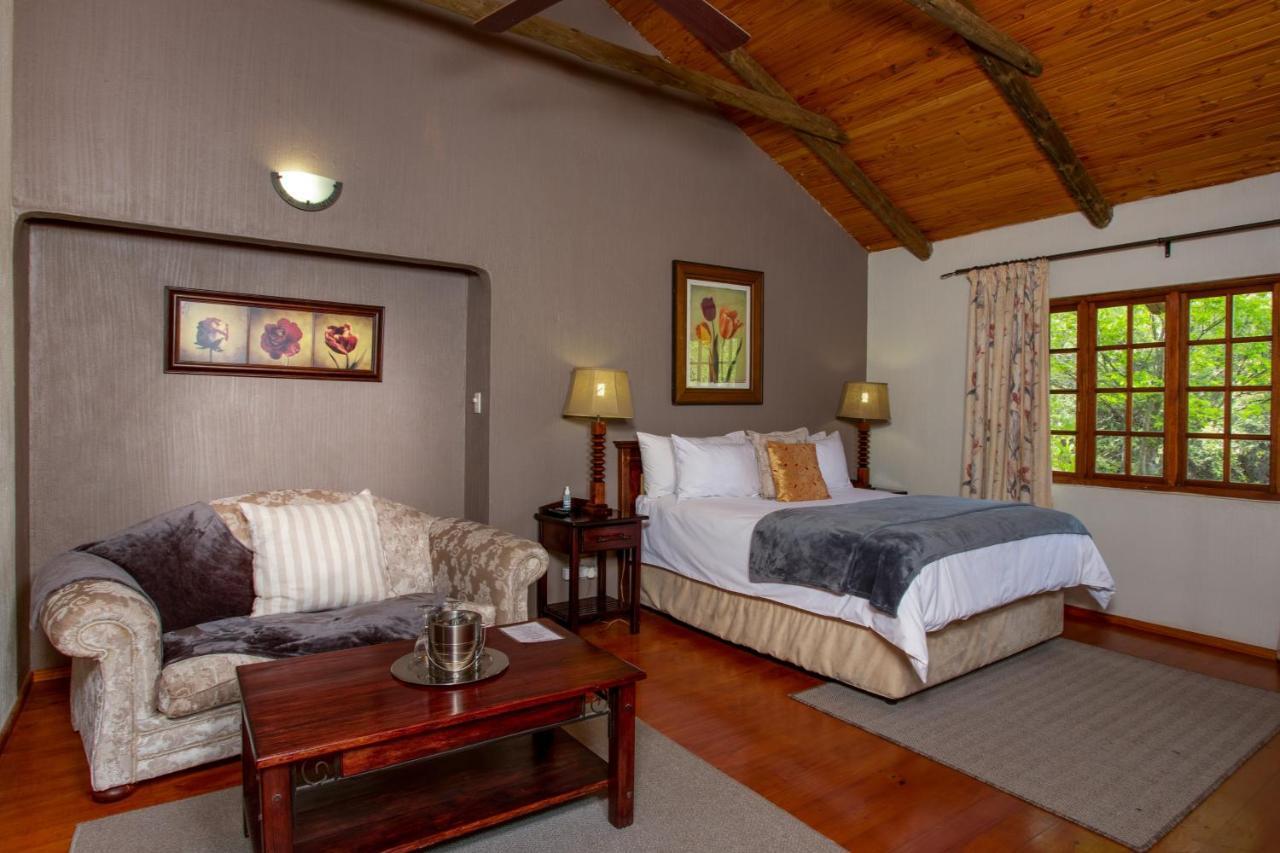 Whispering Pines Country Estate Villa Magaliesburg Exterior photo