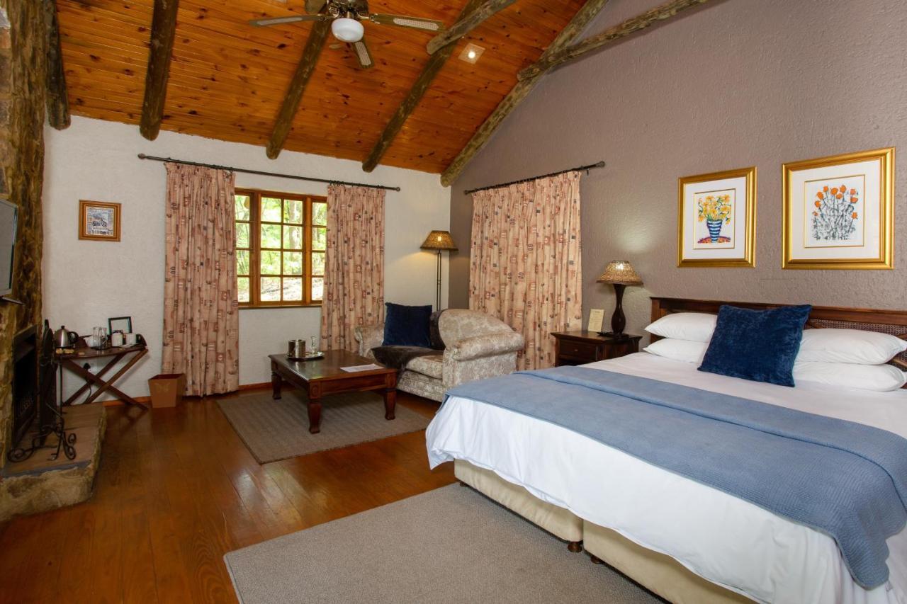 Whispering Pines Country Estate Villa Magaliesburg Exterior photo