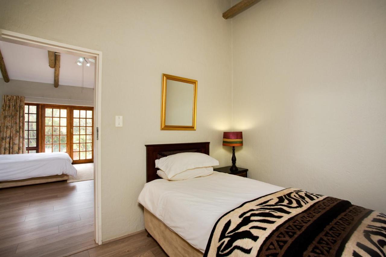 Whispering Pines Country Estate Villa Magaliesburg Exterior photo
