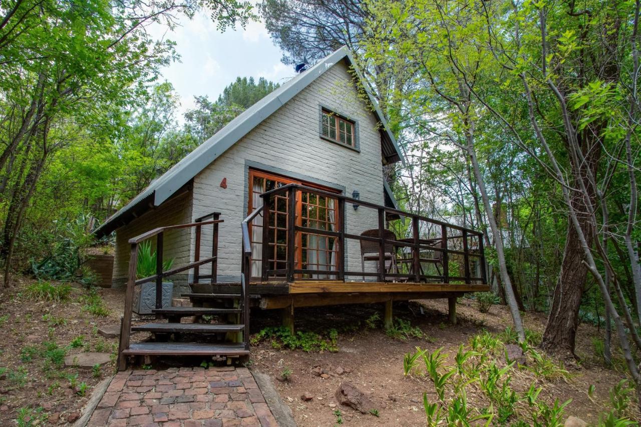 Whispering Pines Country Estate Villa Magaliesburg Exterior photo