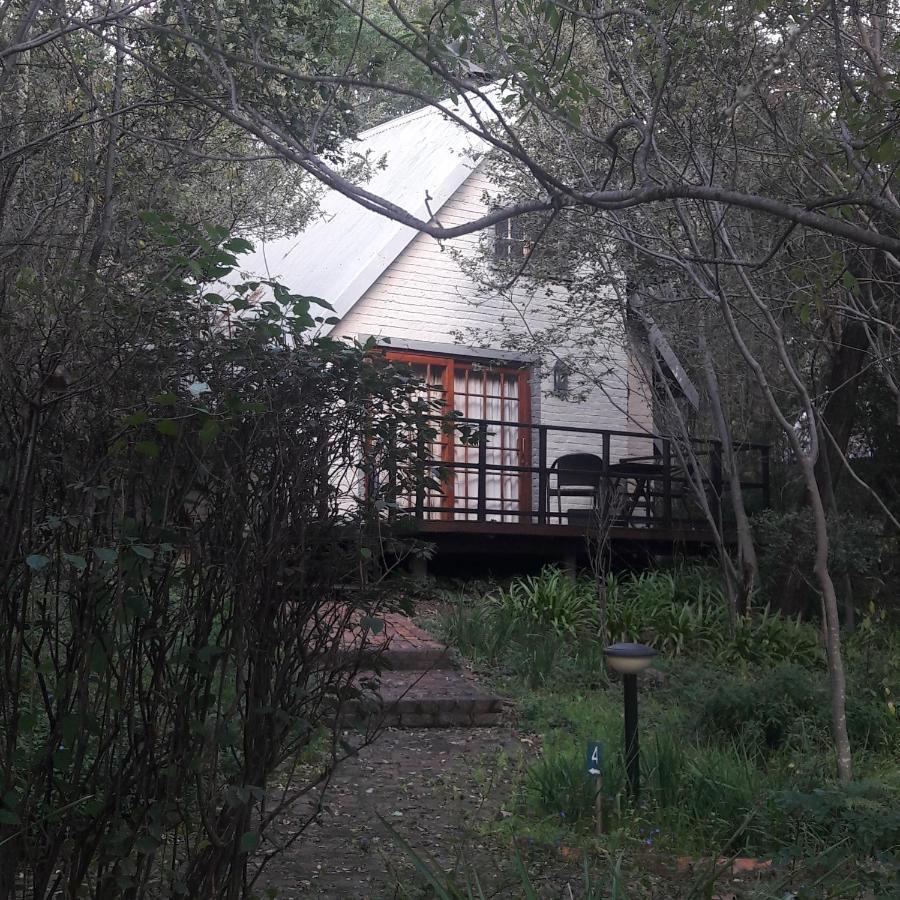Whispering Pines Country Estate Villa Magaliesburg Exterior photo