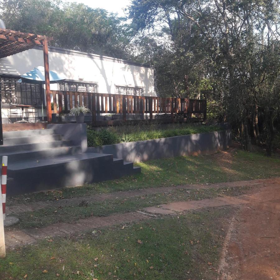 Whispering Pines Country Estate Villa Magaliesburg Exterior photo
