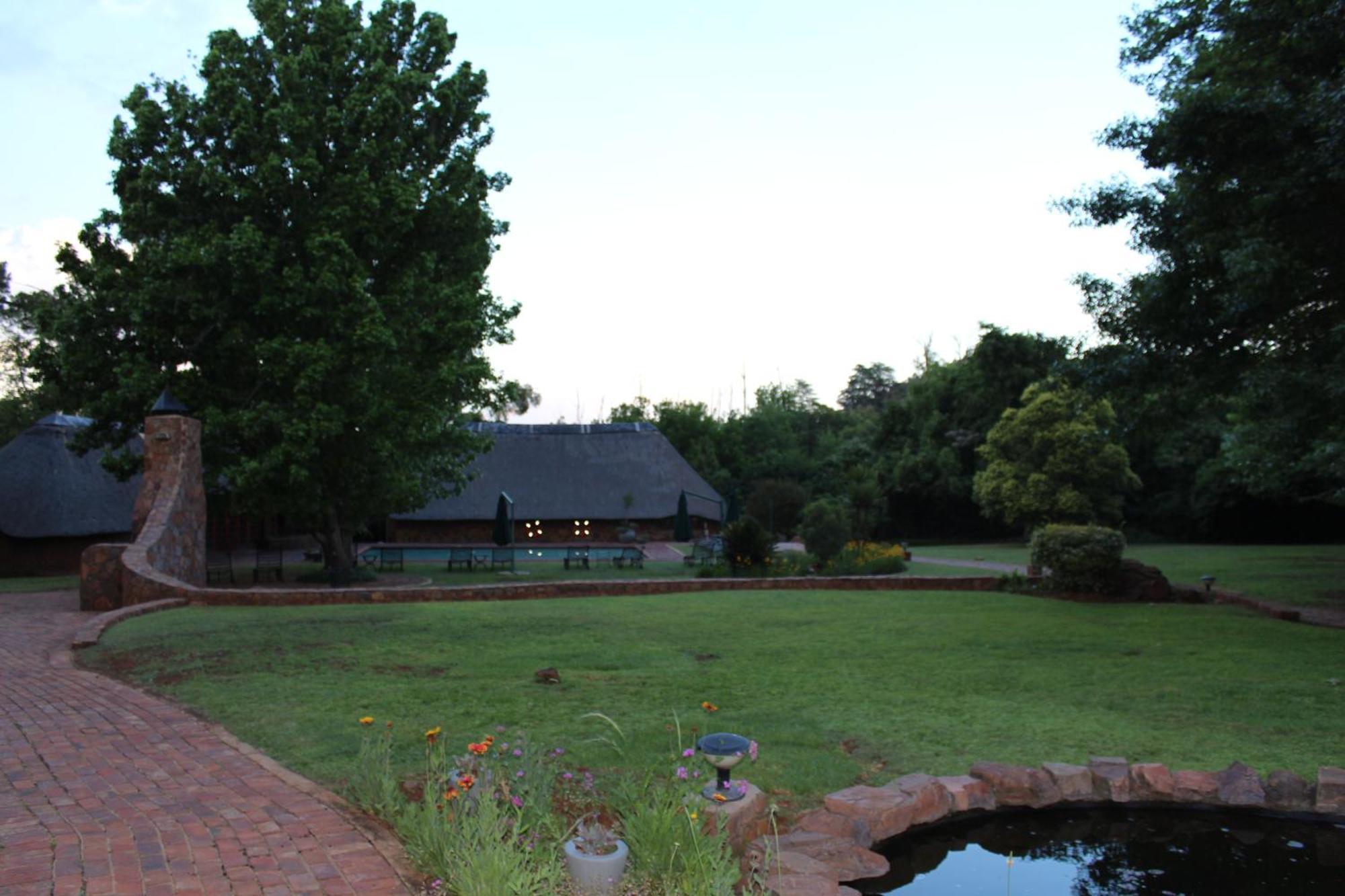 Whispering Pines Country Estate Villa Magaliesburg Exterior photo